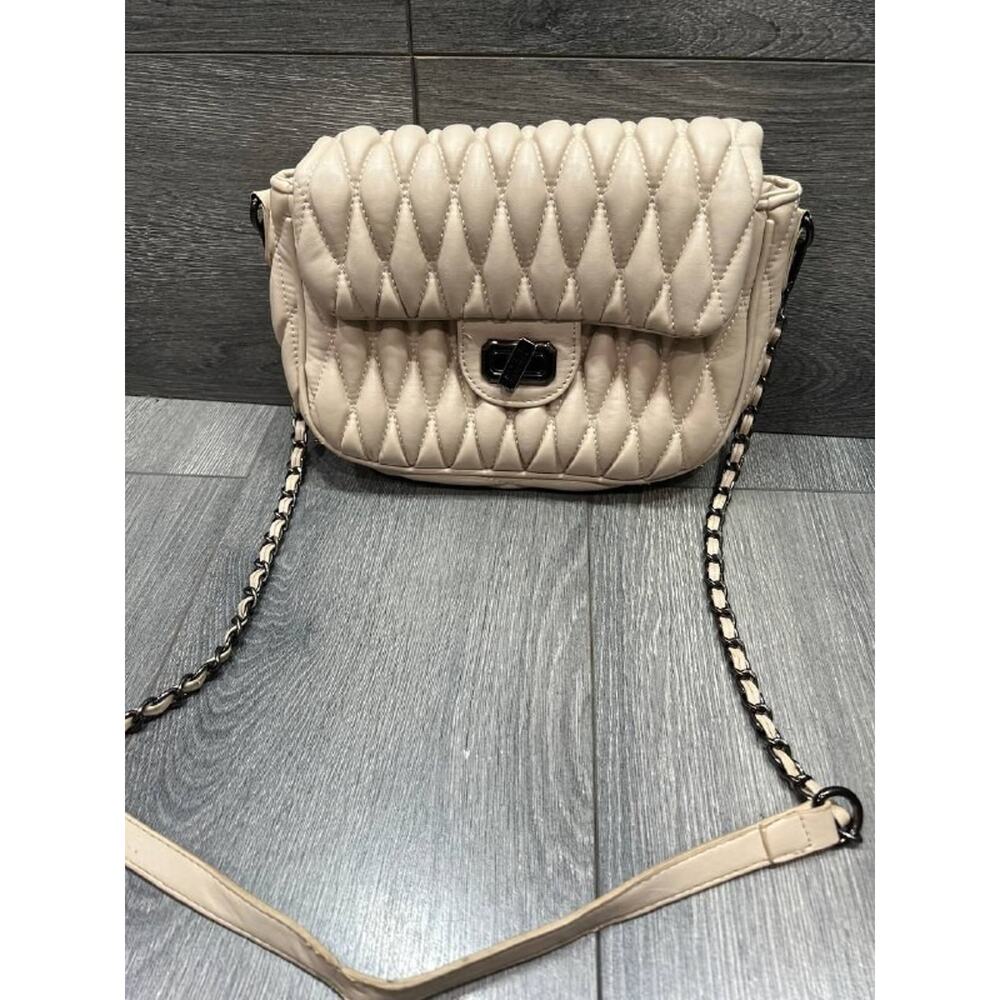 Badgley Mischka Gray Mini chain Quilted beige Crossbody Bag B000669 - Picture 4 of 10